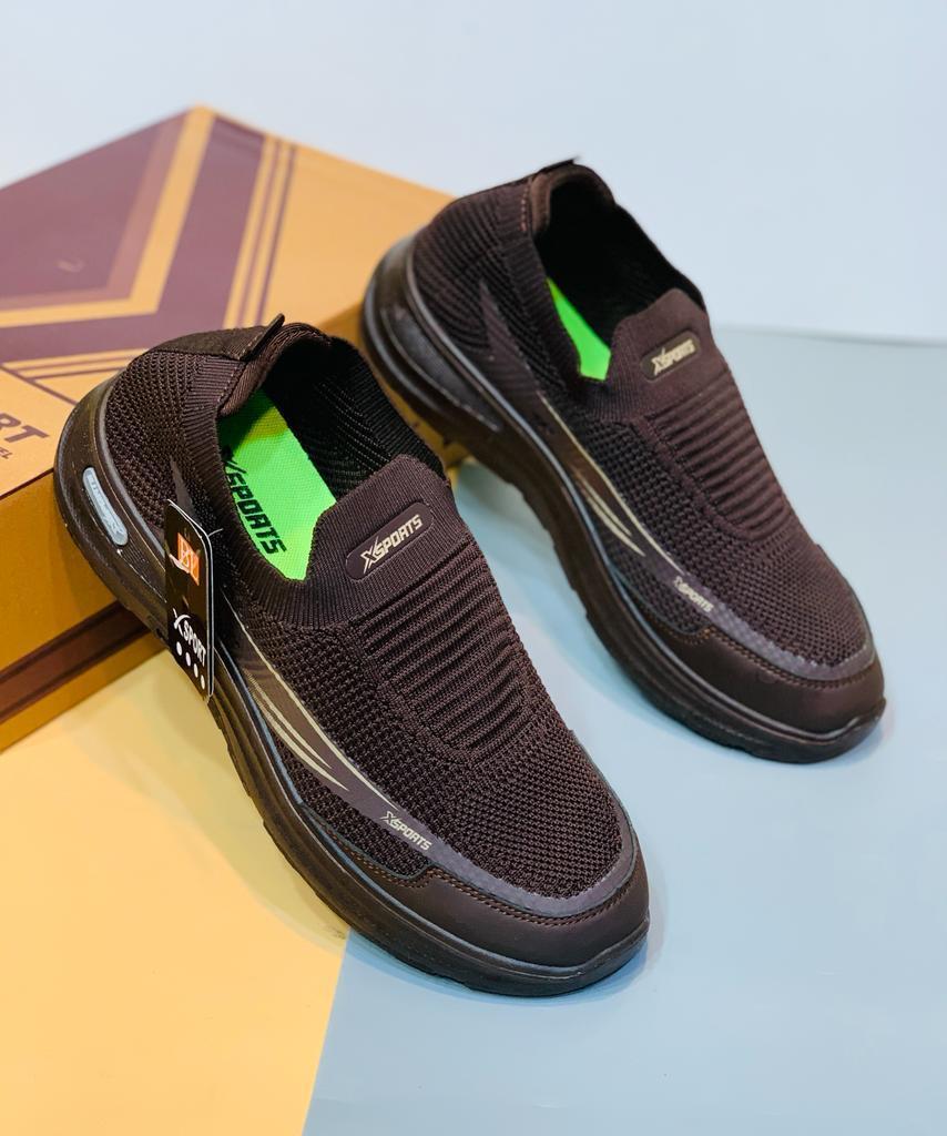 Men's Lightweight Skechers Pair