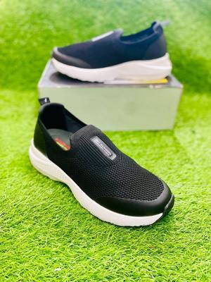 Men's Lightweight Skechers 1 Pair - Perfect for Comfort and Style