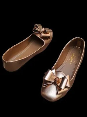 Women's Synthetic Leather Fancy Pumps