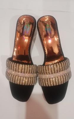 Best Quality Black Fancy Heel For Ladies