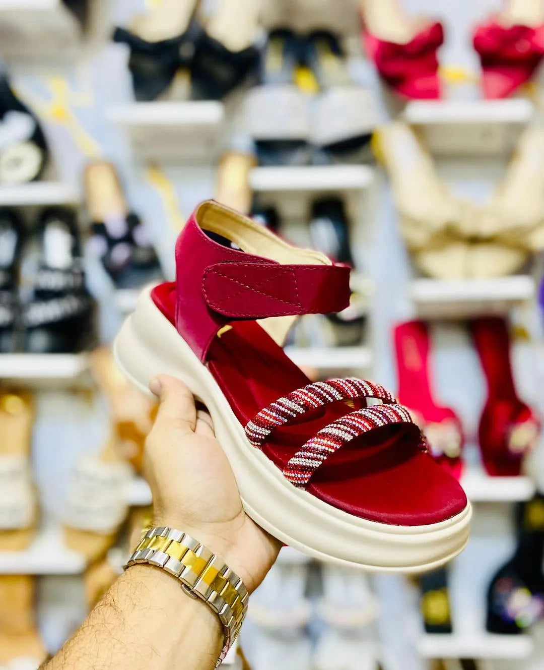 Stylish Casual Women's PU Leather Sandals - 1 Pcs in Classic Red